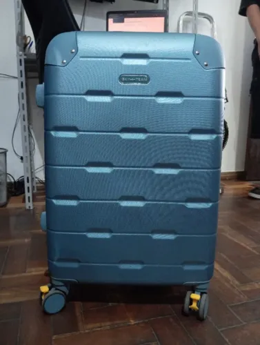 Mala De Viagem Média Azul Com Cadeado Lateral E Trava Nas Rodinhas