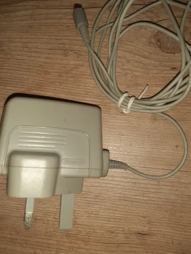 Fonte Carregador Nintendo 3DS Original Europeu