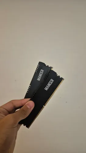 Memória RAM 2x8GB 3200MHz DDR4 CL 19