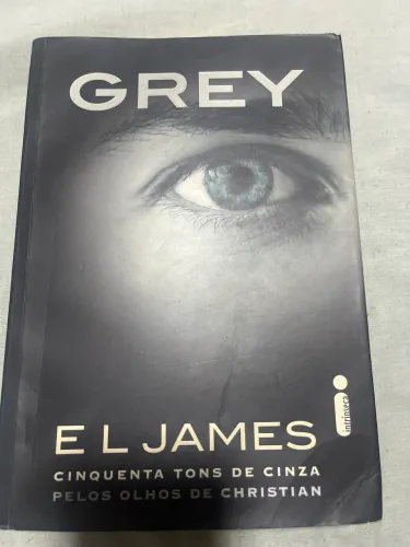 Grey cinquenta tons de cinza aos olhos de Christian