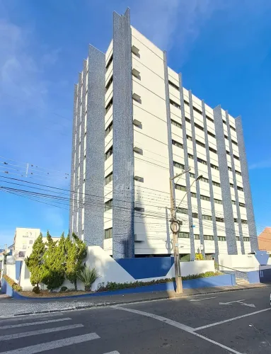 Apartamento mobiliado para alugar no Centro de Ponta Grossa.