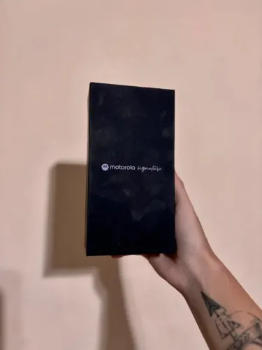 Smartphone Motorola Signature 5G 512GB - Lacrado