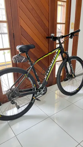 Bicicleta Aro 29 Specialized