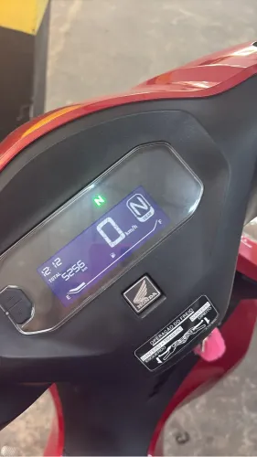 Moto semi nova
