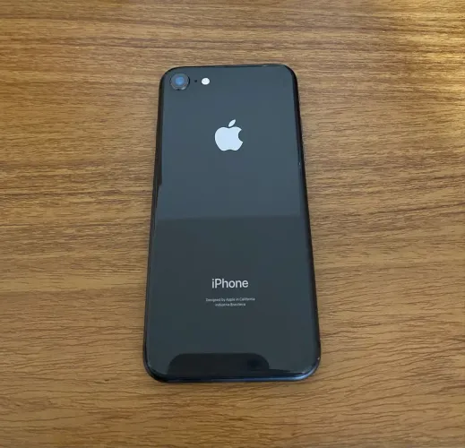 iPhone 8 Black 64 Gb - Divido no cartão