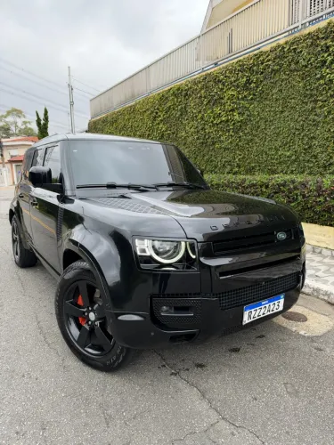 Land Rover Defender 110 D300 HSE Mhev DIE AUT 2023