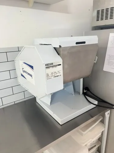 MASSEIRA AMASSADEIRA SEMIRÁPIDA GASTROMAQ MBI 05