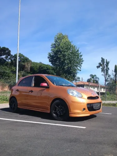 Nissan March SV 1.6 16V Flex Fuel 2012