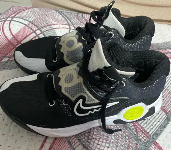 Nike KD Trey 5 X Black Volt White