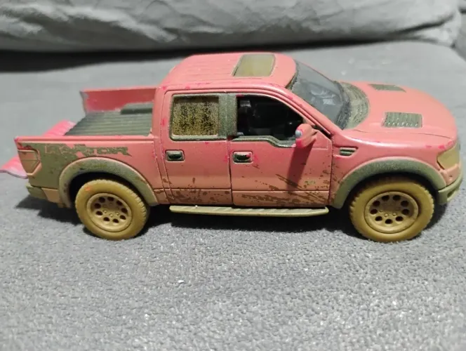 Miniatura Ford F150 Raptor Escala 1/43