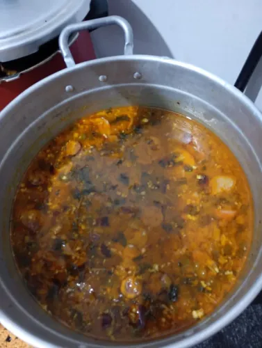 Trabalho como auxiliar de cozinha babá doméstica