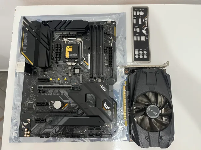 PLACA MÃE Z490-PLUS E GTX 1050TI 4GB COM DEFEITOS