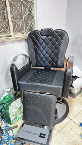 Cadeira de Barbearia Premium