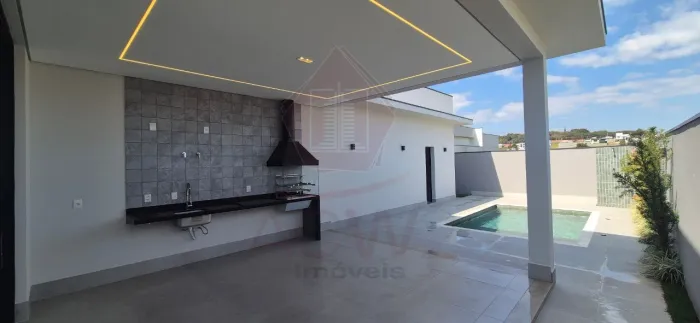 Casa em Condomínio de Luxo em Itupeva-SP com 3 Suítes, 2 Salas e 4 Vagas de Garagem - Resi