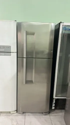 VENDE-SE GELADEIRA