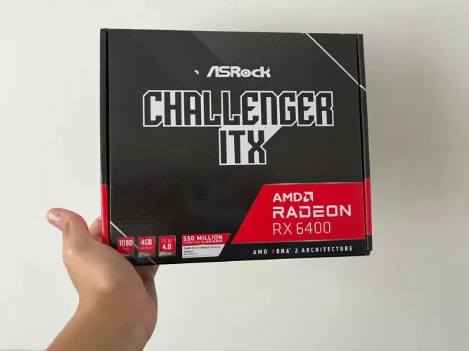 Placa de vídeo RX 6400