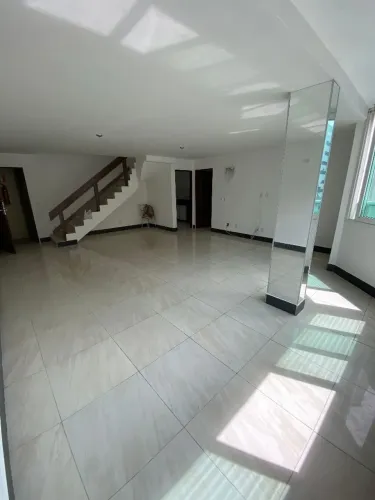ALUGO OU VENDO TRIPLEX NA PONTA VERDE , 4/4