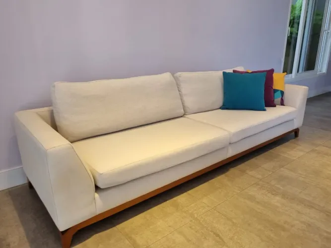 Sofá 4 lugares