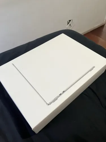 MacBook Air 15? Chip M2 8GB SSD 256GB