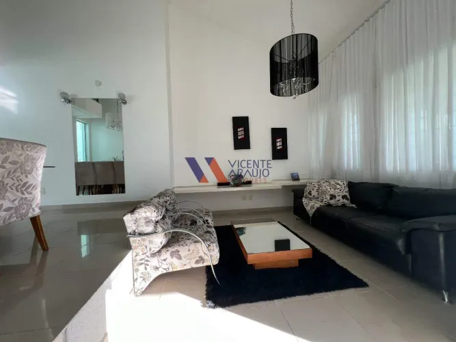 Casa de Alto Padrão com Piscina e Sauna