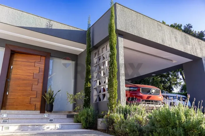Casa de Alto Padrão 5 Quartos em Lagoa Santa - Condomínio Condados de Bouganville