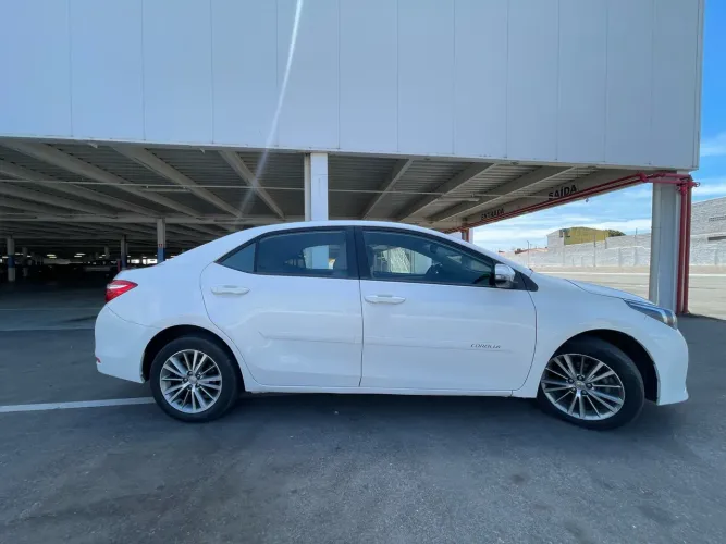 Corolla XEI