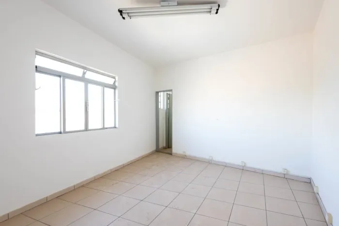 Sala comercial na Avenida Itaberaba, 3231 - Suoerior 150 m²