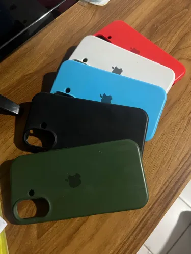 Capinhas iPhone 16