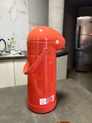 Vendo garrafa mor 1L