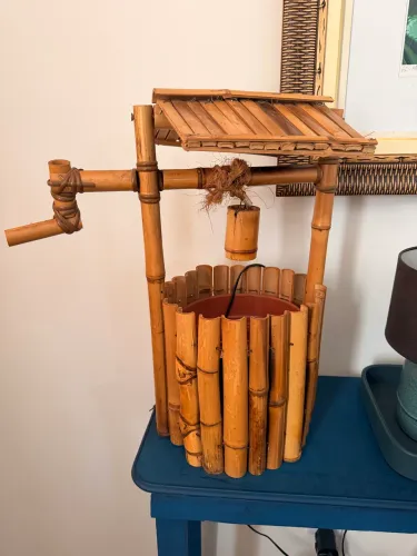 Fonte de água Rústica de Bambu 