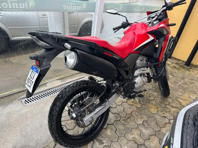 XRE 300c impecável 