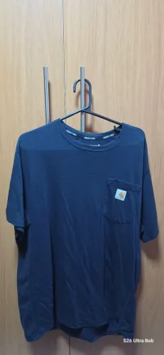 Carhartt camiseta tam. G relaxed fit masculina azul escuro com bolso.