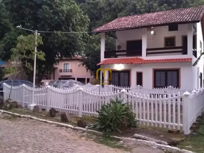 Casa mobiliada no condomínio Píer 51, em Mangaratiba - Rio de Janeiro - RJ