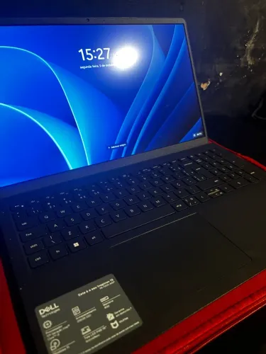 Notebook Dell Inspiron 15 3520