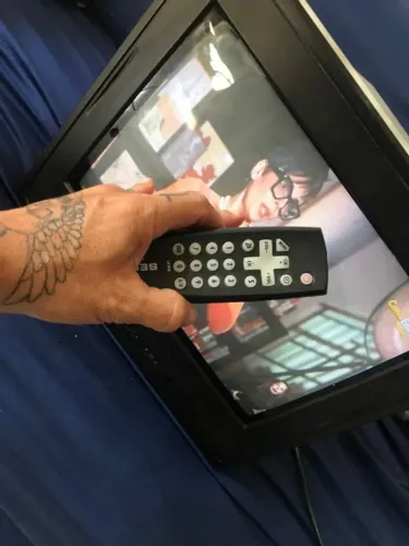 TV de Tubo Semp Ultra Slim 14 Polegadas - Ótimo Estado!