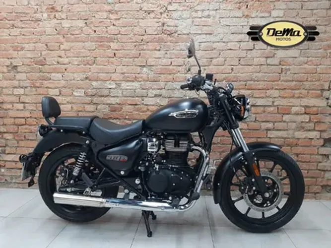 Royal Enfield Meteor 350 Aurora