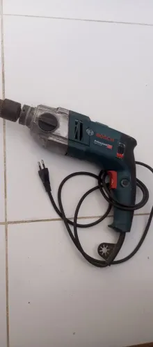 Furadeira de impacto Bosch GSB20-2