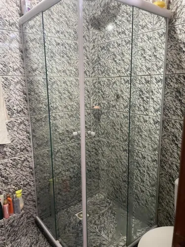 Alugo Casa 2 andares