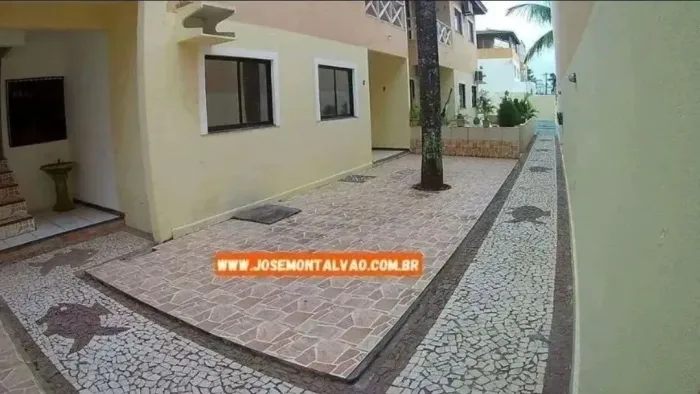 Vendo Apartamento térreo com 2 quartos, na Praia do Flamengo, Salvador Bahia.