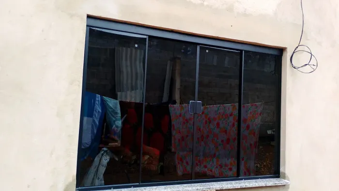 Promoção de janela fumê e incolor 