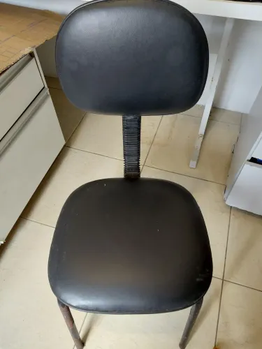 Cadeira estofada