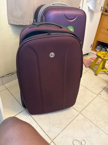 MALA DE VIAGEM ROXA