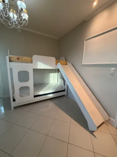 Cama Beliche com escorregador 
