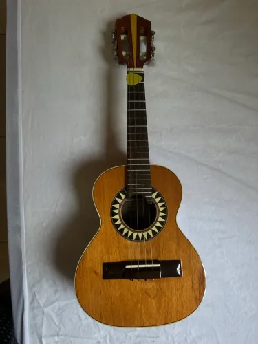 Cavaquinho de Luthier