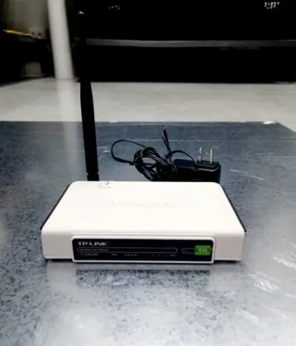 Switch TP Link 04 Portas WR740N