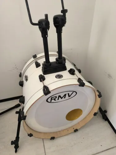 Bateria rmv só os tambores 