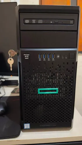 Servidor HP ProLiant ML30 Gen9