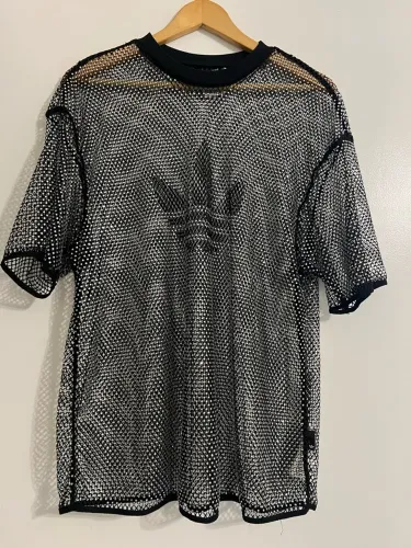 Camisa Adidas Adilenium strass preta