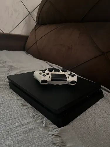 Play 4 slim