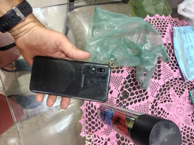 Celular A 20
